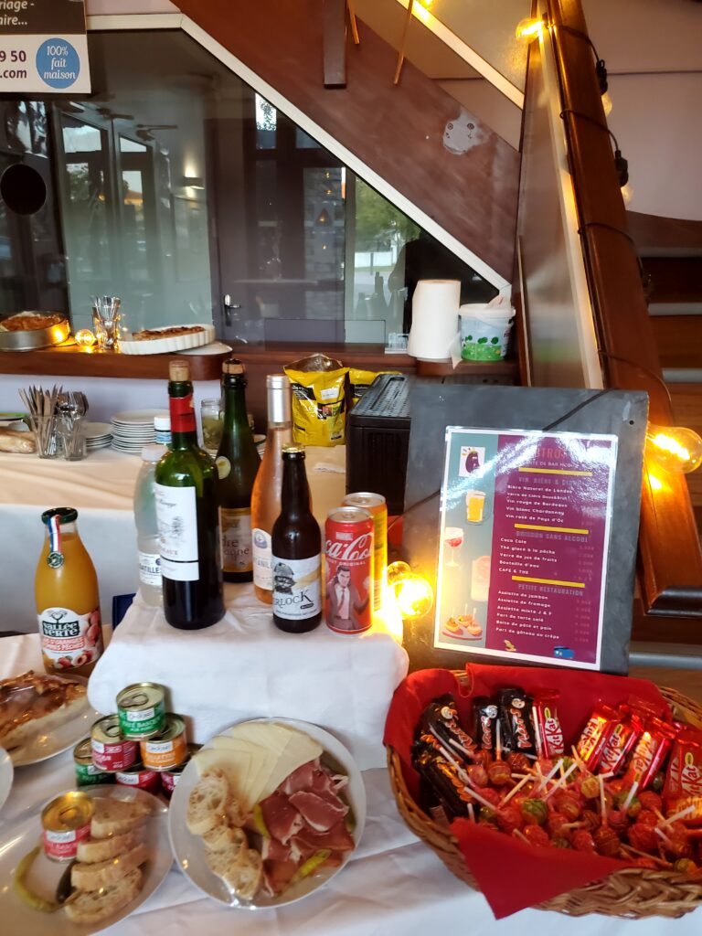 Bistrot éphémère soirée théatre ville de st paul les Dax10